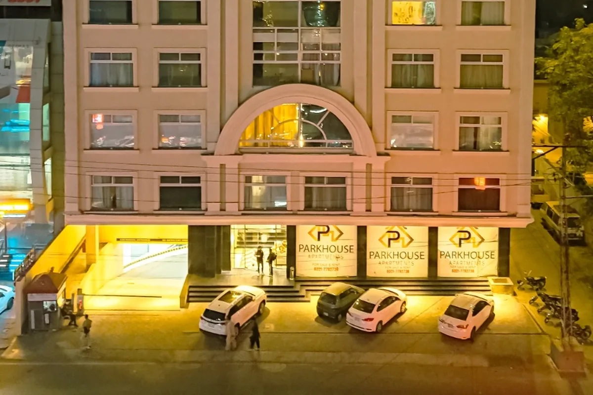 ParkHouse 2-bedroom apartments in Gulberg